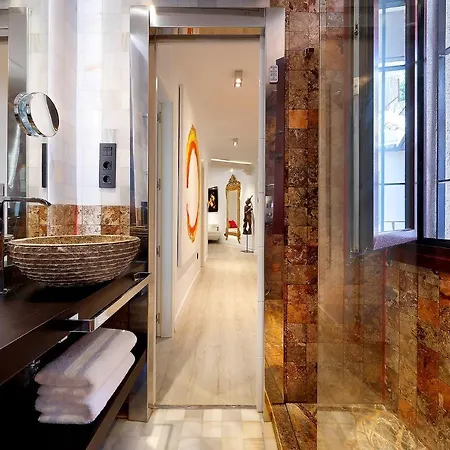 Apartment Art Chapiz *